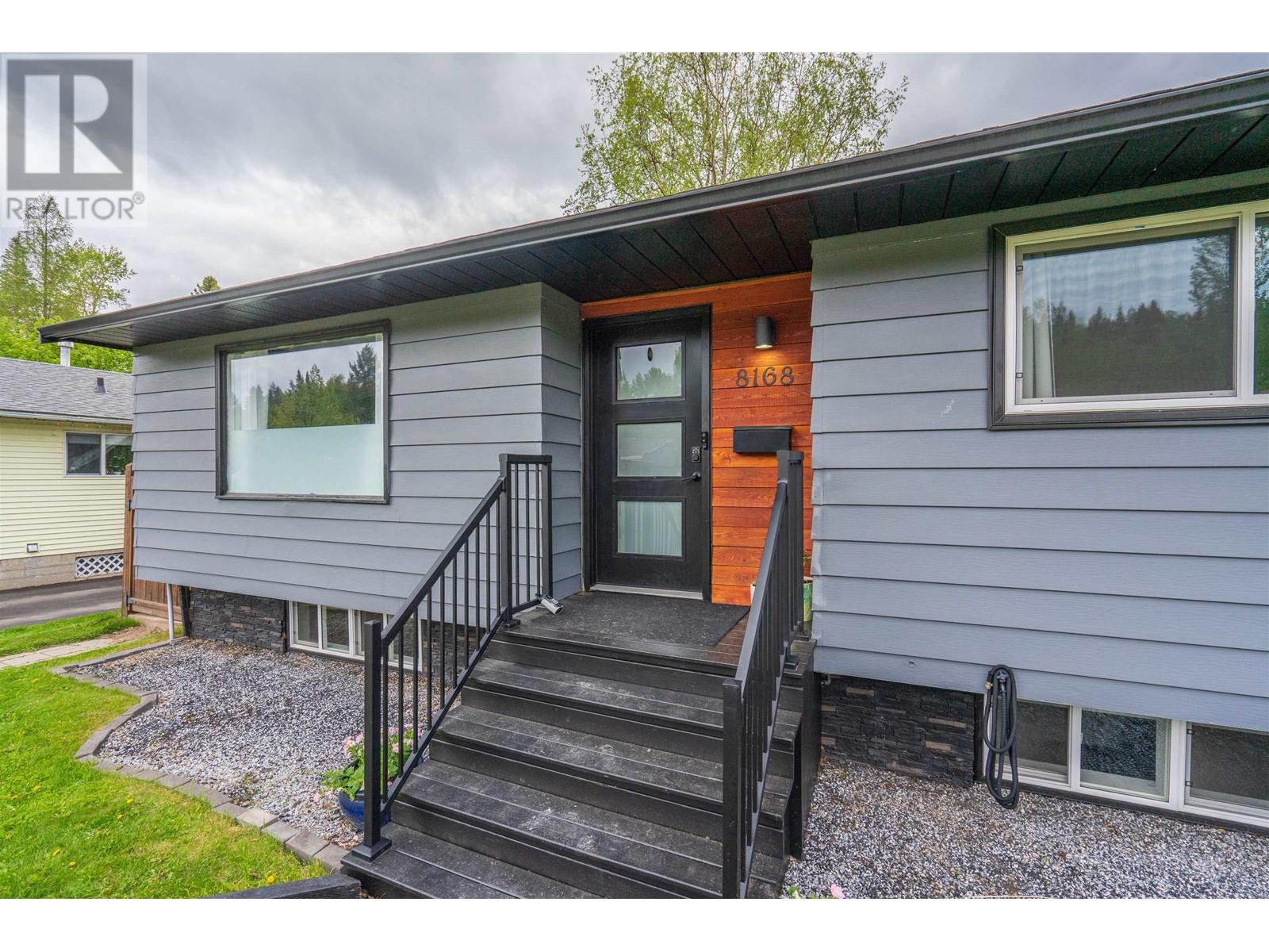 Property at 8168 ROCHESTER CRESCENT image 1