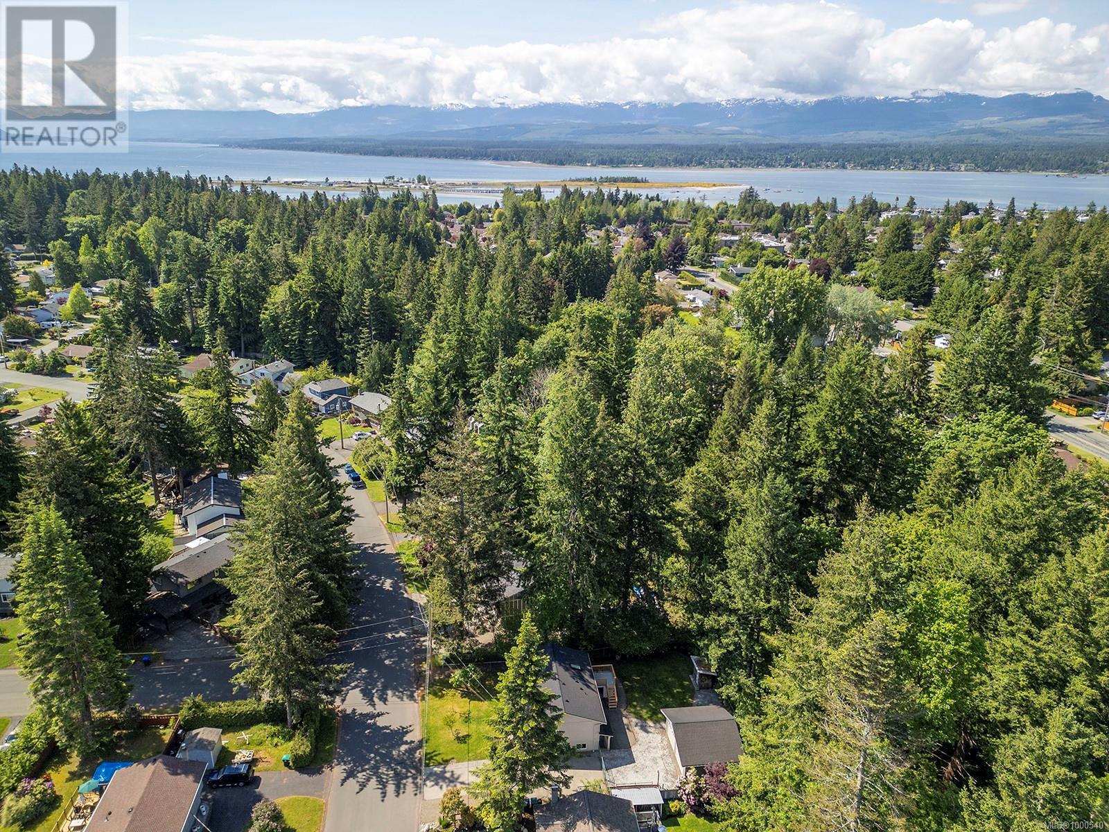 369 Cortez Cres, Comox, British Columbia  V9M 3B9 - Photo 7 - 1000540