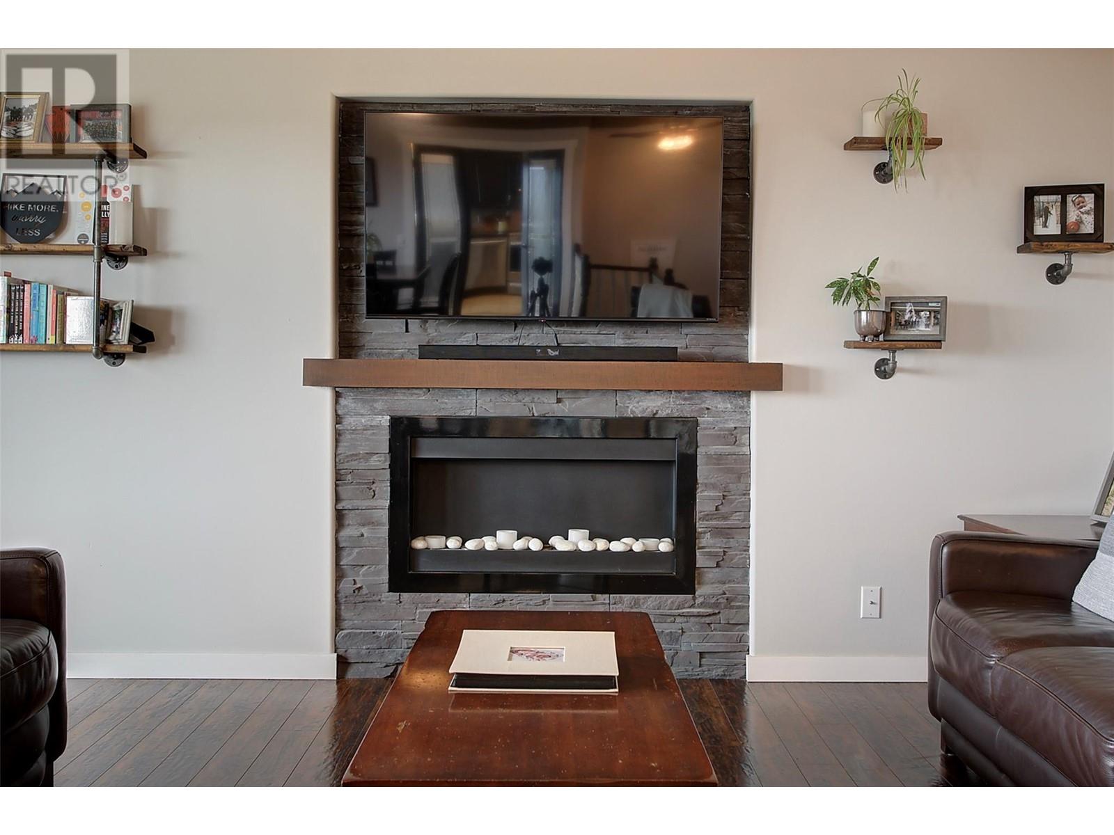 1129 James Hockey Place, Kelowna, British Columbia  V1X 7L2 - Photo 12 - 10349173