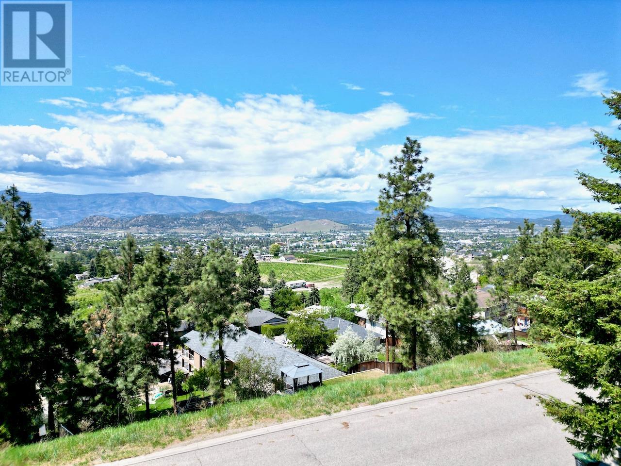 1129 James Hockey Place, Kelowna, British Columbia  V1X 7L2 - Photo 8 - 10349173