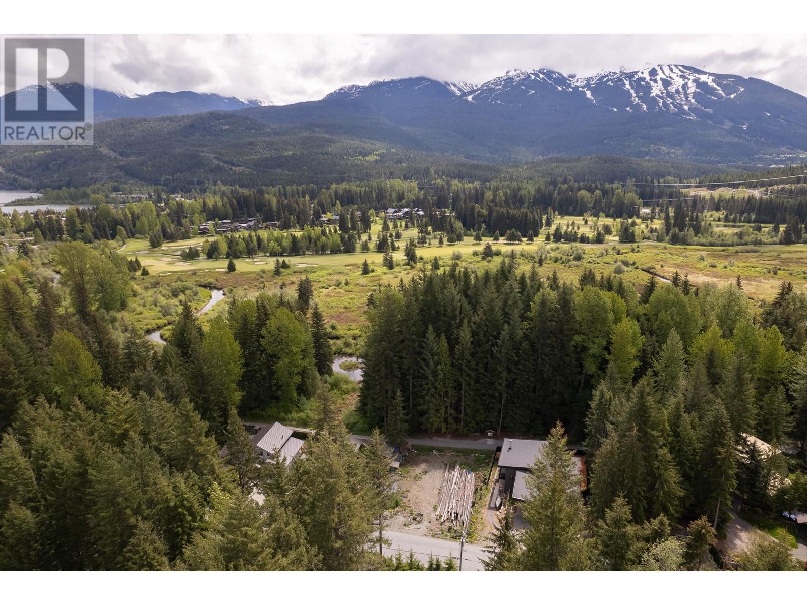 8354 Rainbow Drive, Whistler, British Columbia  V8E 0G1 - Photo 1 - R3006512