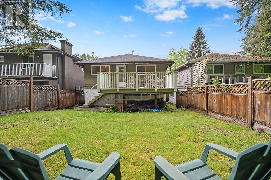 1560 Burrill Avenue, North Vancouver, British Columbia  V7K 1L9 - Photo 3 - R3005097