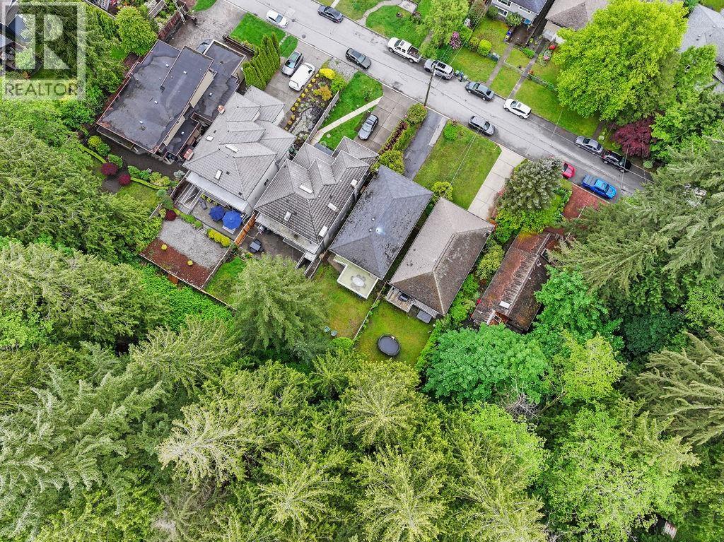 1560 Burrill Avenue, North Vancouver, British Columbia  V7K 1L9 - Photo 37 - R3005097
