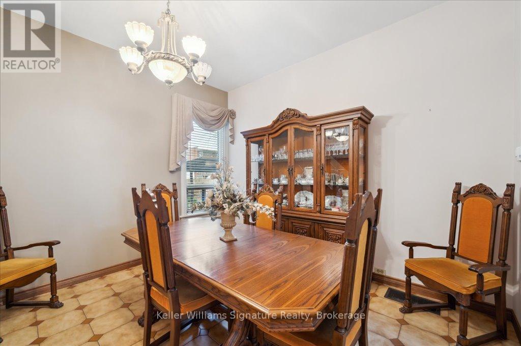310 Catharine Street N, Hamilton, Ontario  L8L 4S9 - Photo 9 - X12170261