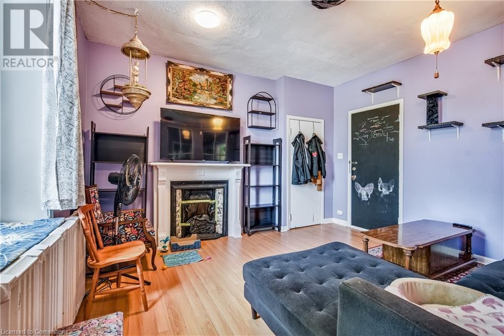 393 King Street W, Hamilton, Ontario  L8P 1B5 - Photo 23 - 40732399