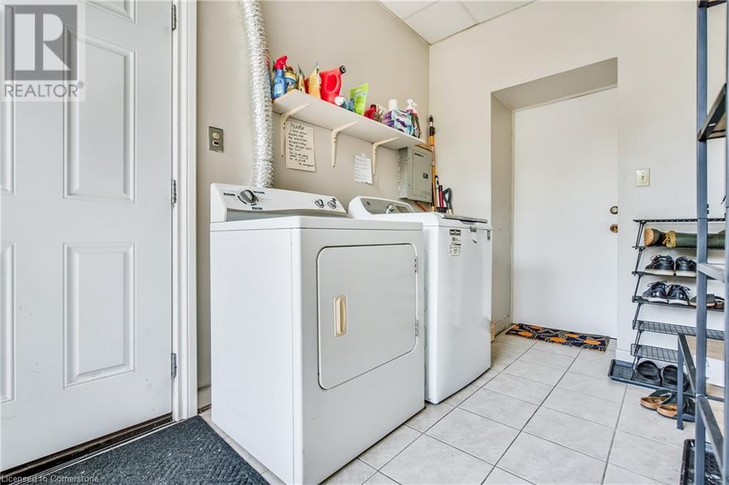 393 King Street W, Hamilton, Ontario  L8P 1B5 - Photo 21 - 40732399