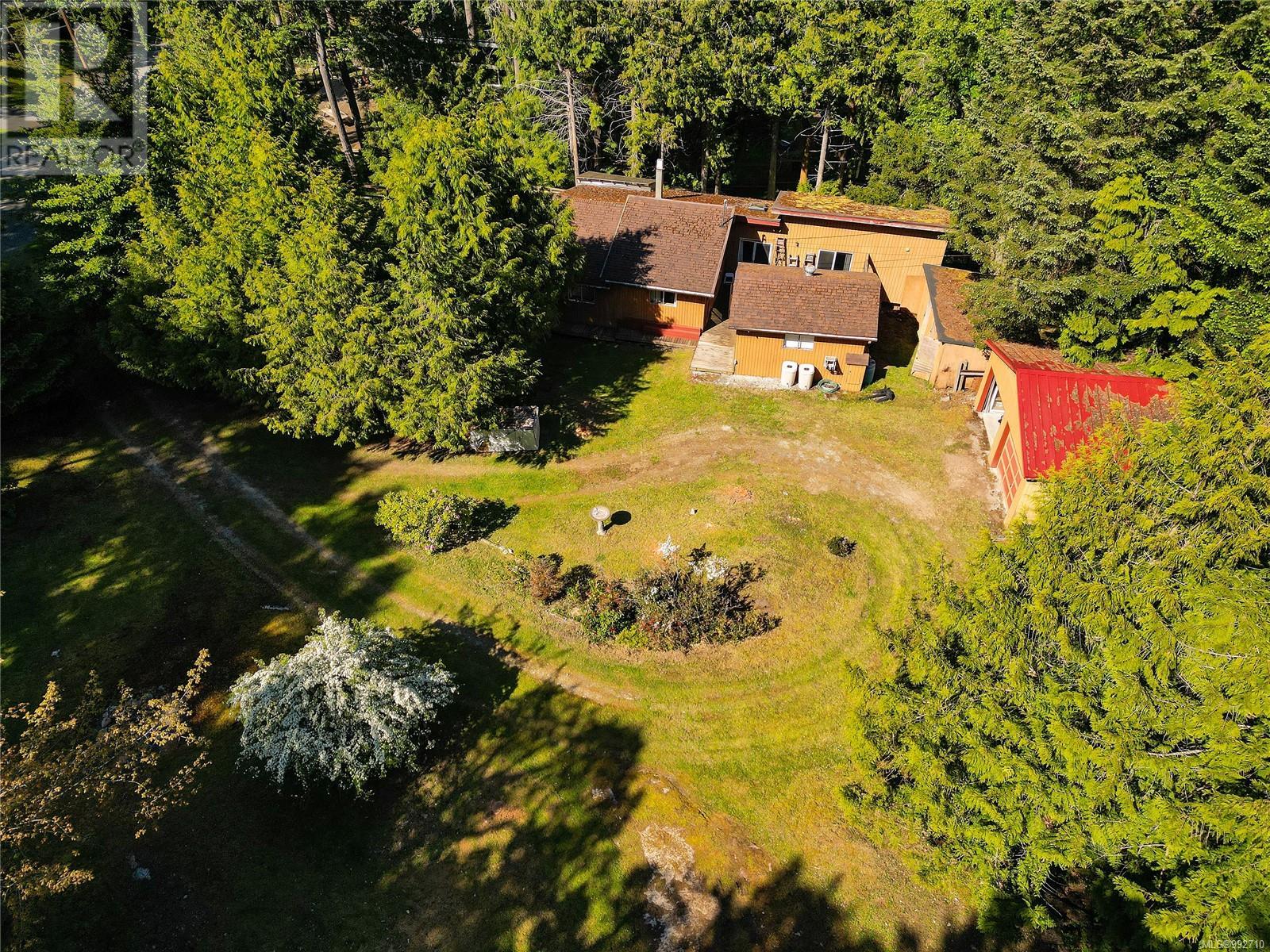 212 Cherry Tree Lane, Mayne Island, British Columbia  V0N 2J1 - Photo 28 - 992710