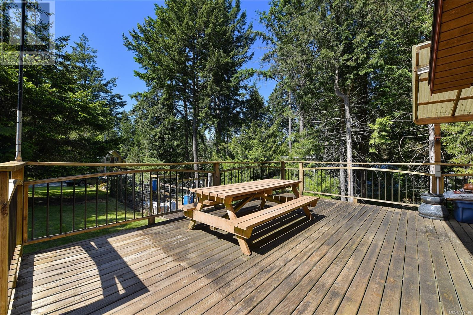 212 Cherry Tree Lane, Mayne Island, British Columbia  V0N 2J1 - Photo 34 - 992710