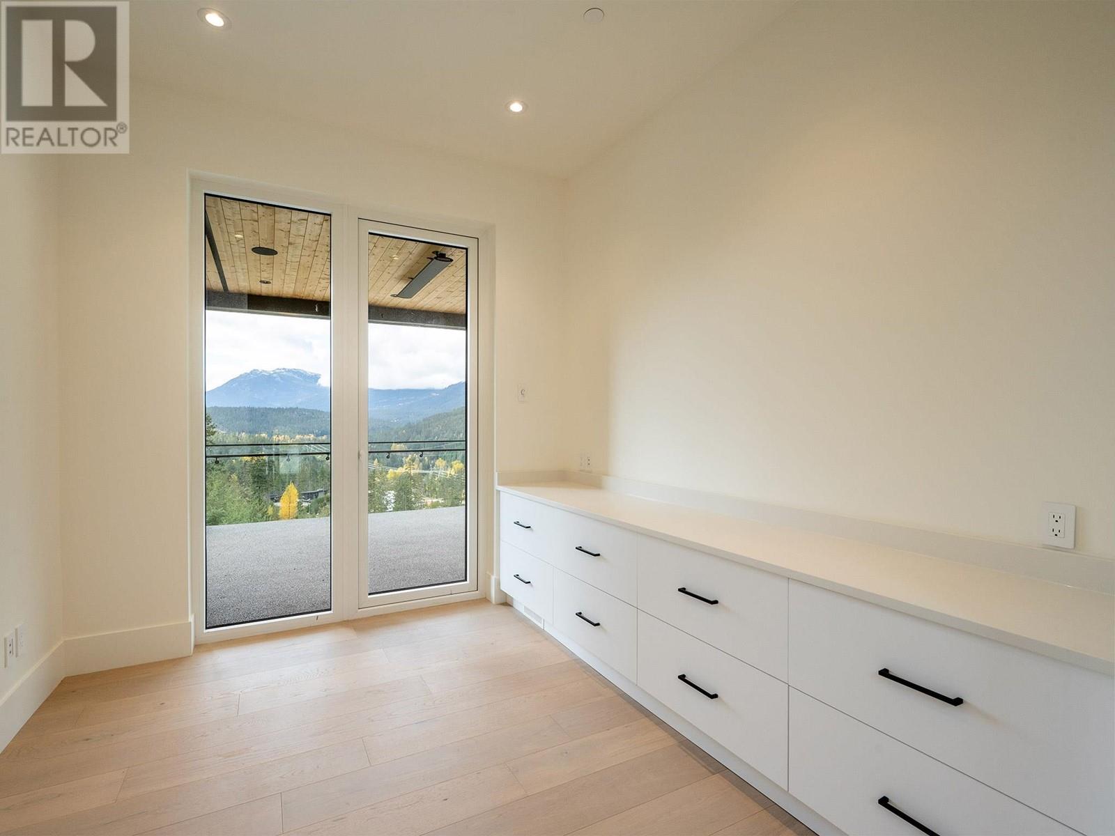 9333 Warbler Way, Whistler, British Columbia  V8E 1M1 - Photo 17 - R3006508