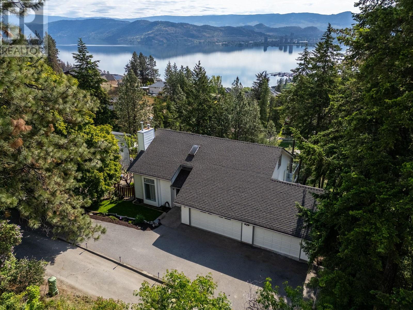 1515 Scott Crescent, West Kelowna, British Columbia
