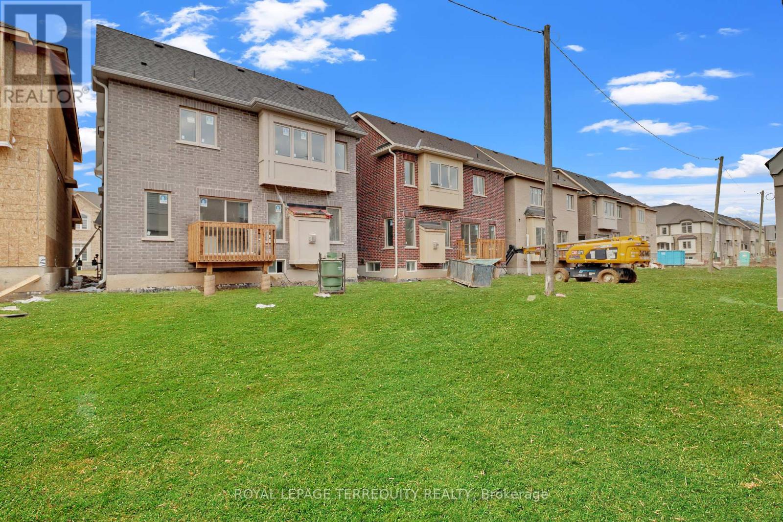 3915 Koenig Road, Burlington, Ontario  L7M 0Z9 - Photo 37 - W12167367