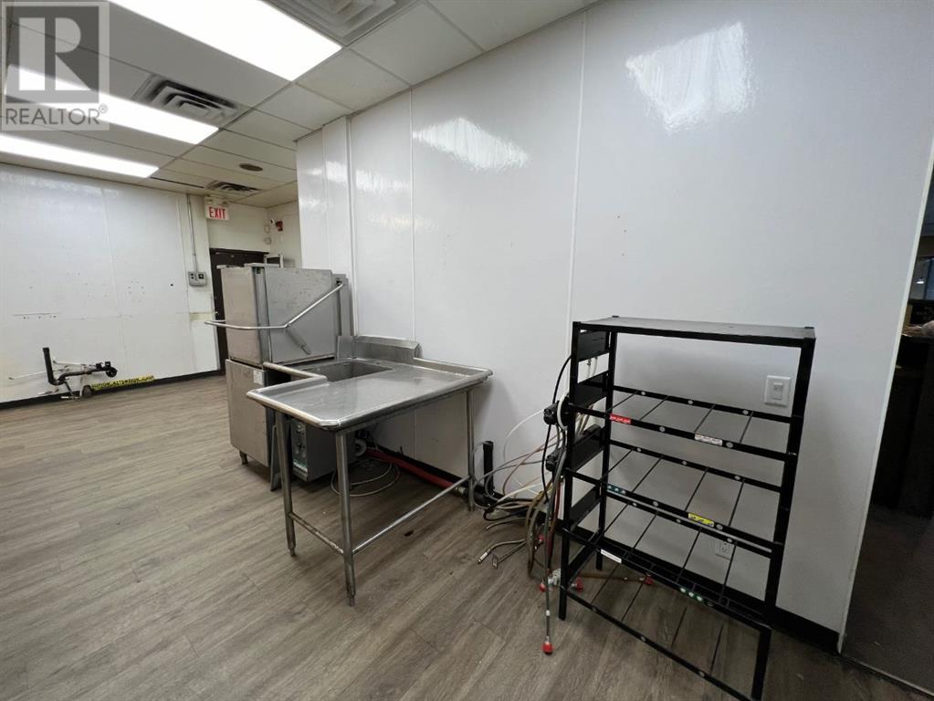 104 3 Avenue Se, High River, Alberta  T1V 1G3 - Photo 26 - A2148546