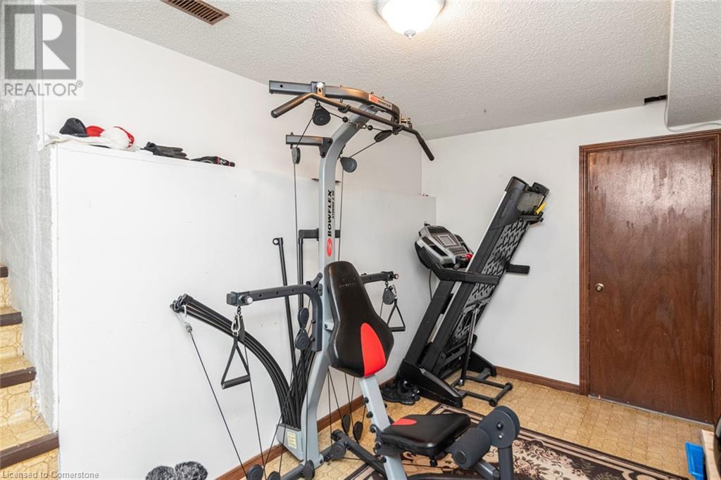 97 Albion Falls Boulevard, Hamilton, Ontario  L8W 1R4 - Photo 39 - 40733136