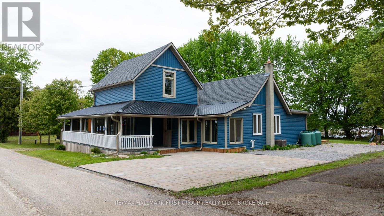 11 CAMPBELL STREET, Rideau Lakes, Ontario