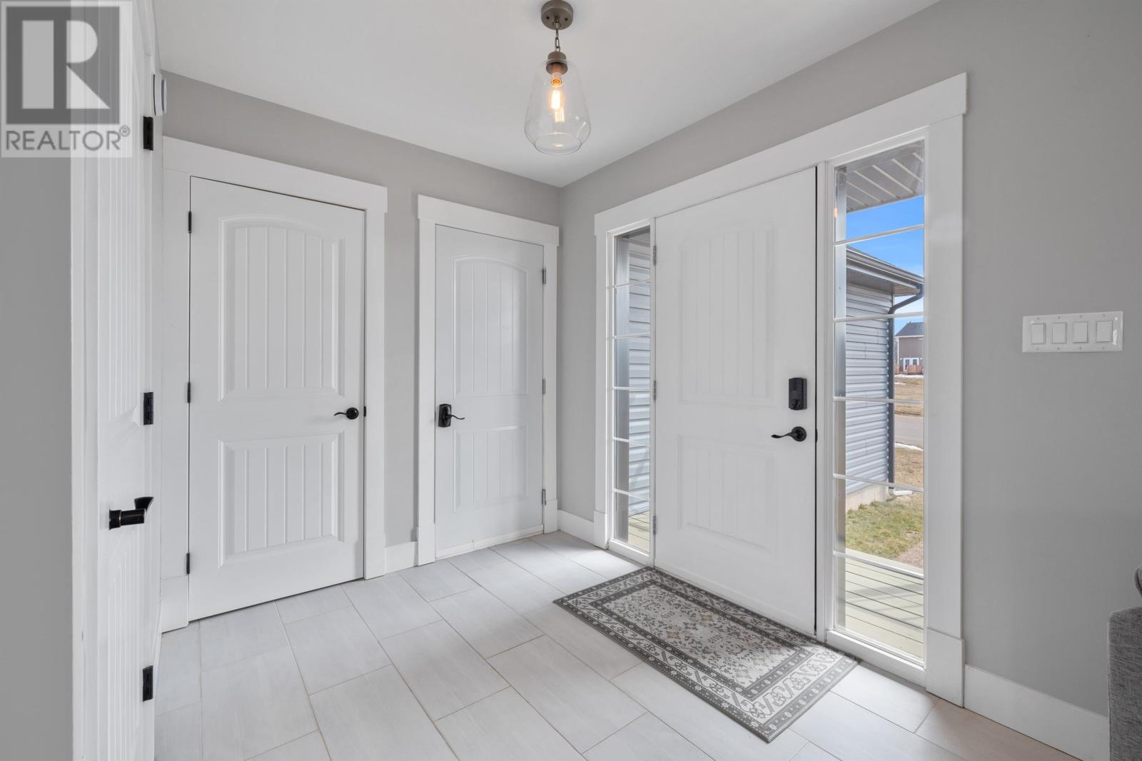 90 Essex, Charlottetown, Prince Edward Island  B1E 0G8 - Photo 6 - 202512147