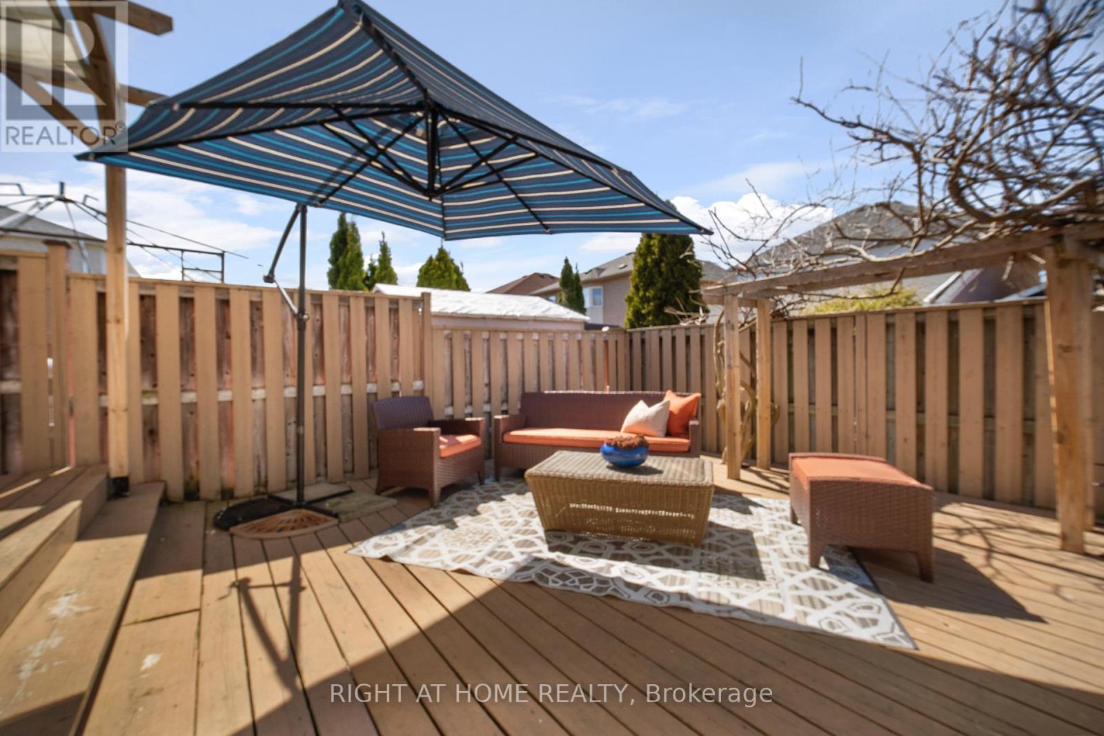 1085 Foxglove Place, Mississauga, Ontario  L5V 2N5 - Photo 40 - W12132521