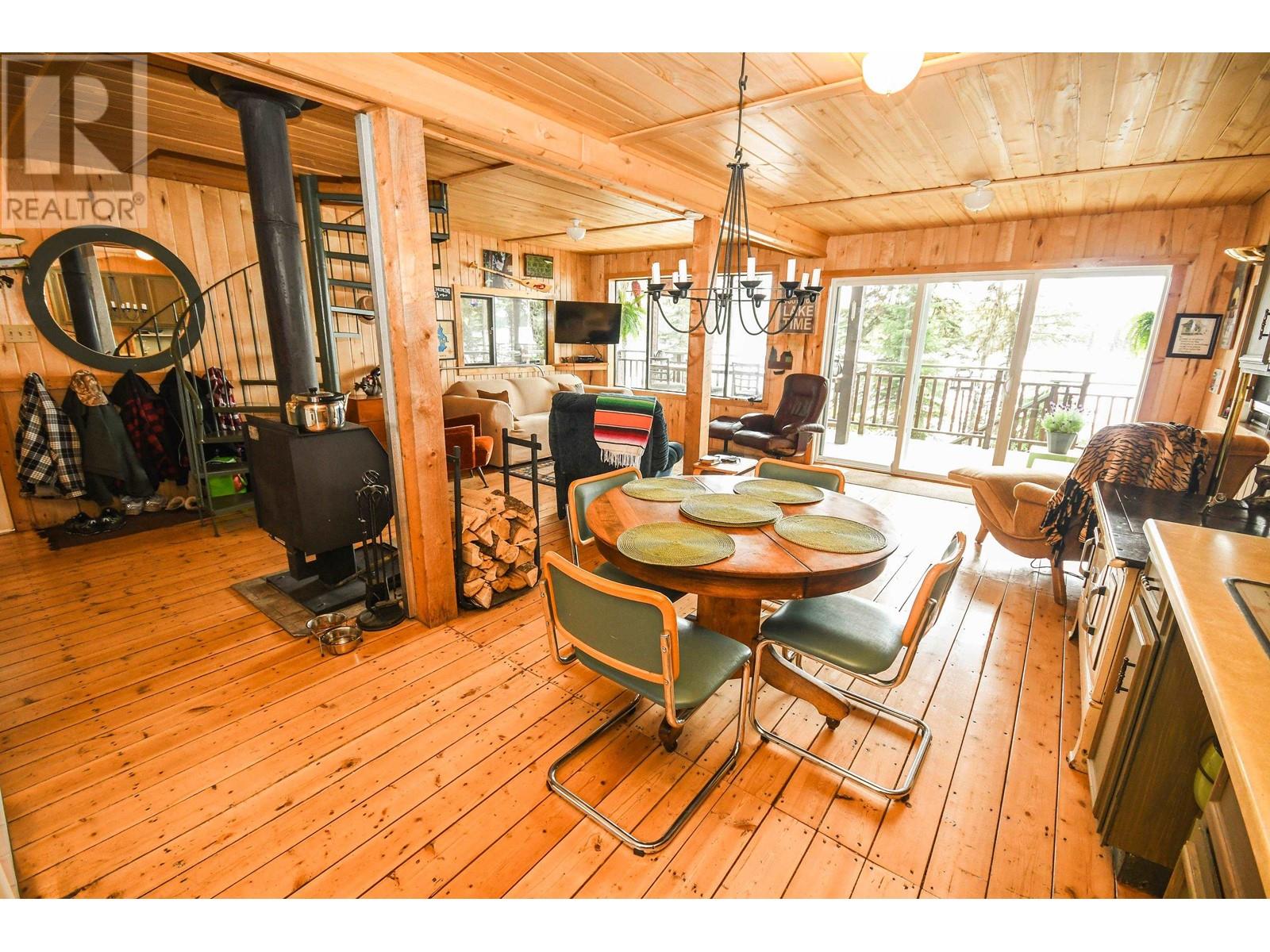100 Pappert Island, Prince George, British Columbia  V0J 2S0 - Photo 13 - R3006474