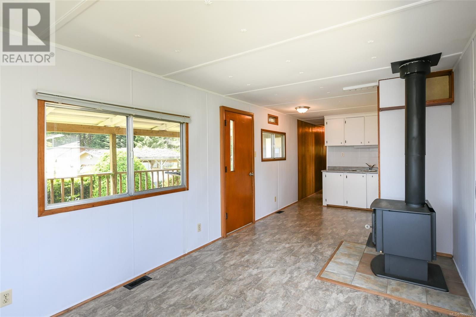 7439 Yake Rd, Fanny Bay, British Columbia  V0R 1W0 - Photo 10 - 1000991