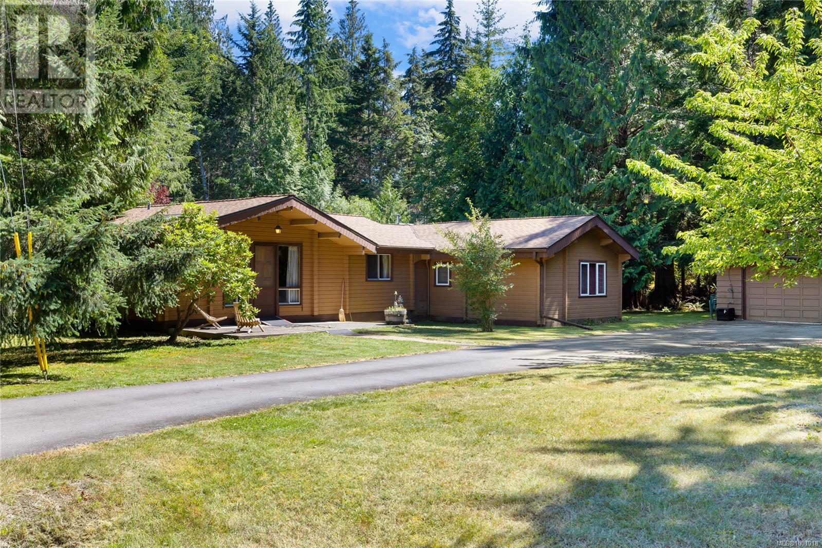 Property at 3826 CHARLTON Dr image 2