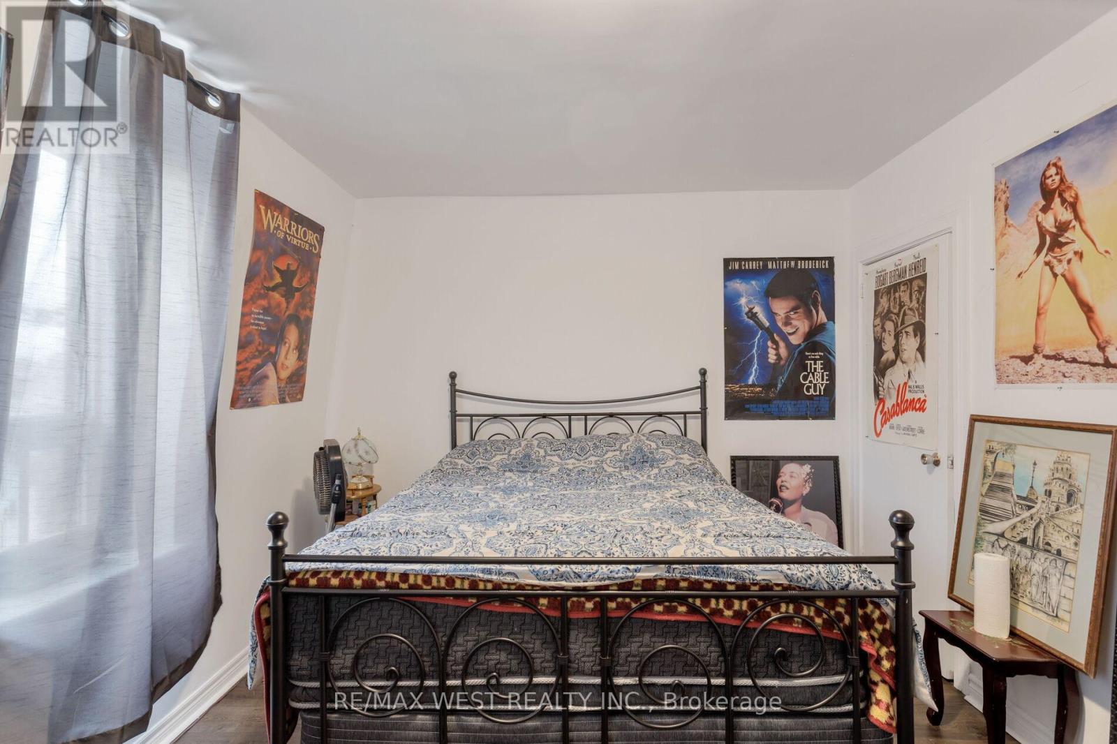 53 Wyndham Street, Toronto, Ontario  M6K 2R9 - Photo 32 - C12170279