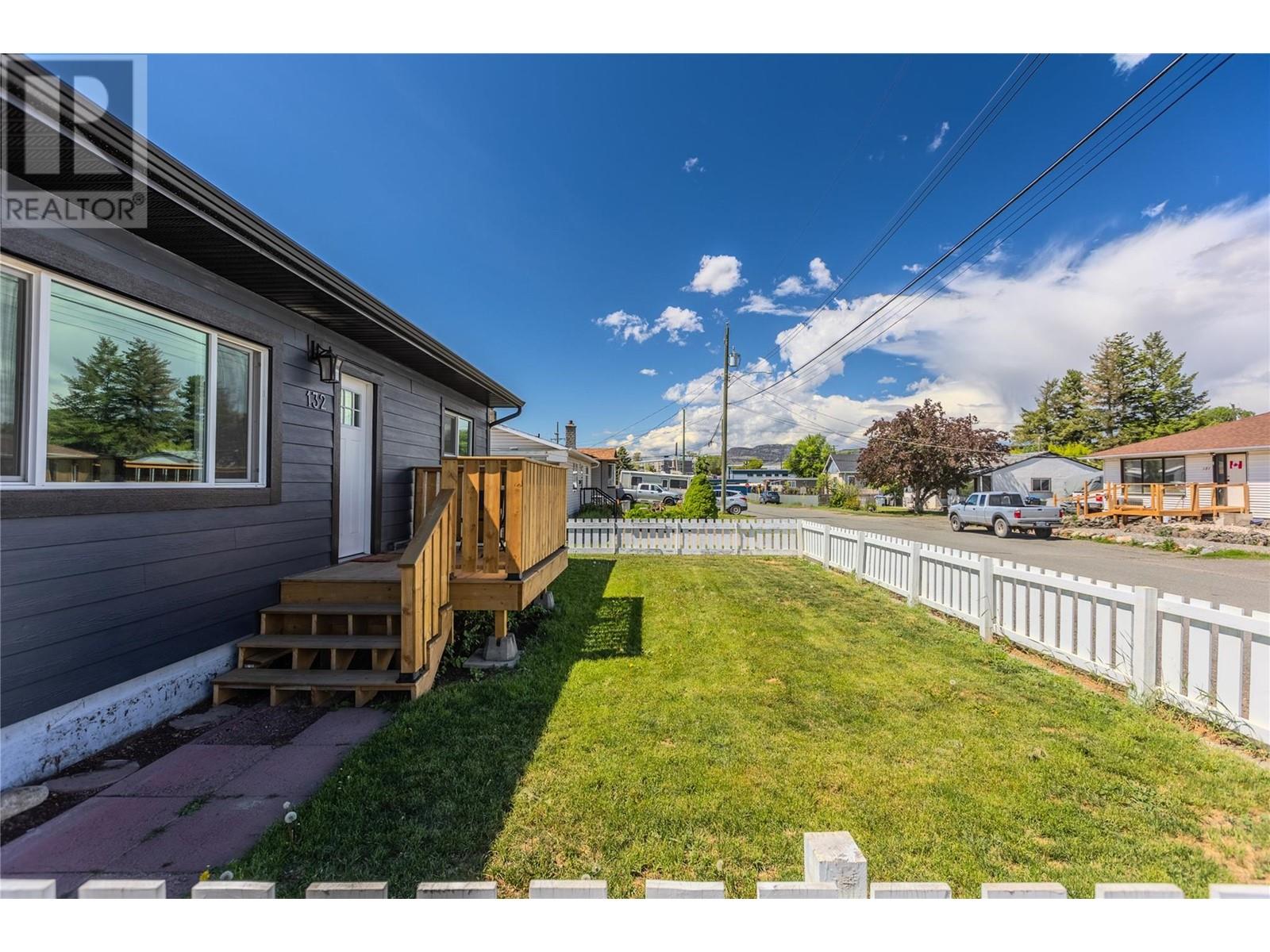 Property at 132 Redwood Crescent image 5