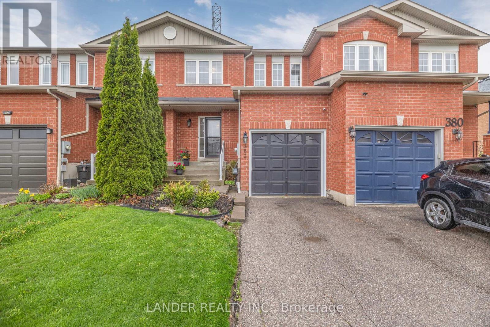 382 Rannie Road, Newmarket, Ontario  L3X 2N3 - Photo 1 - N12170245