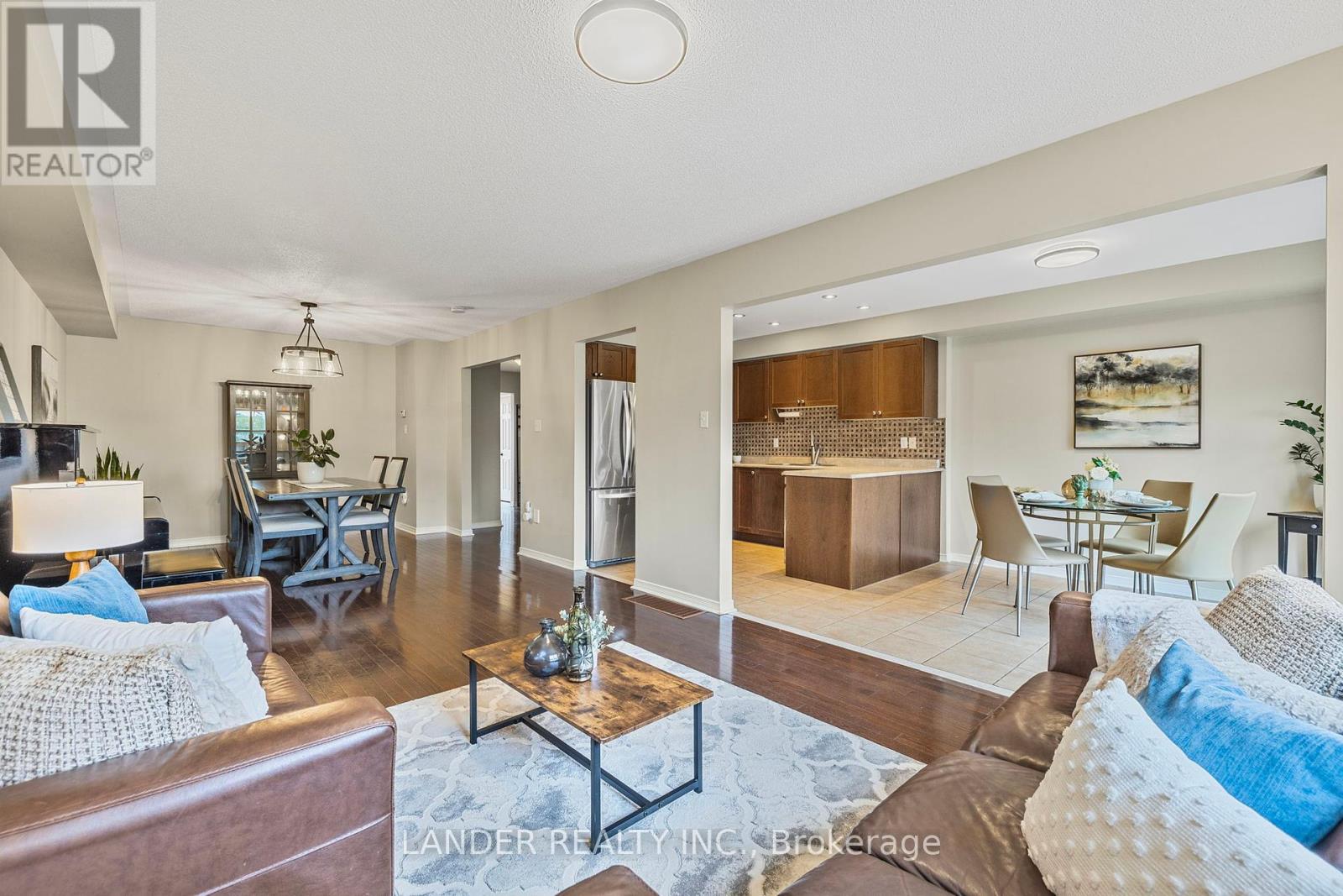 382 Rannie Road, Newmarket, Ontario  L3X 2N3 - Photo 13 - N12170245
