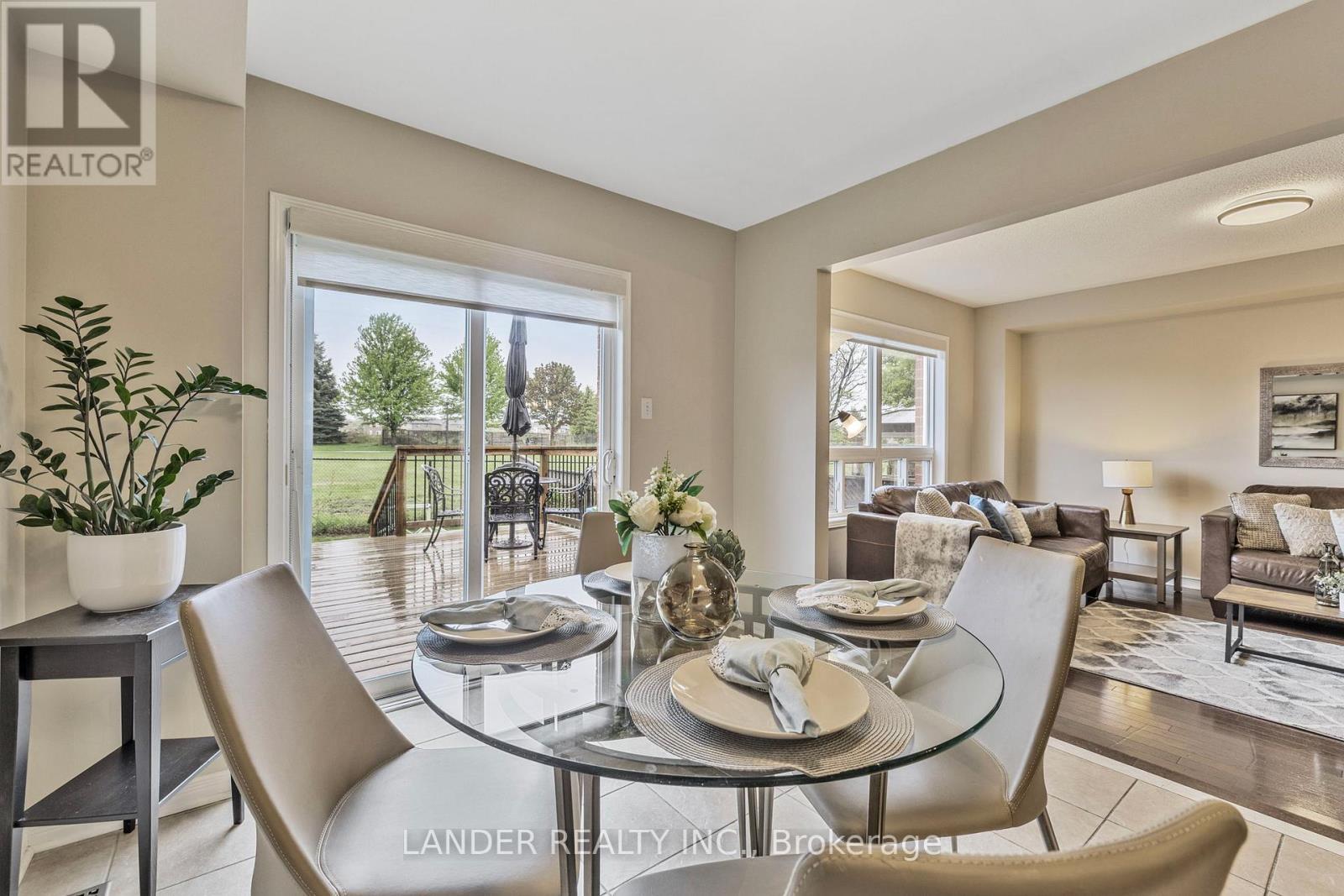 382 Rannie Road, Newmarket, Ontario  L3X 2N3 - Photo 21 - N12170245