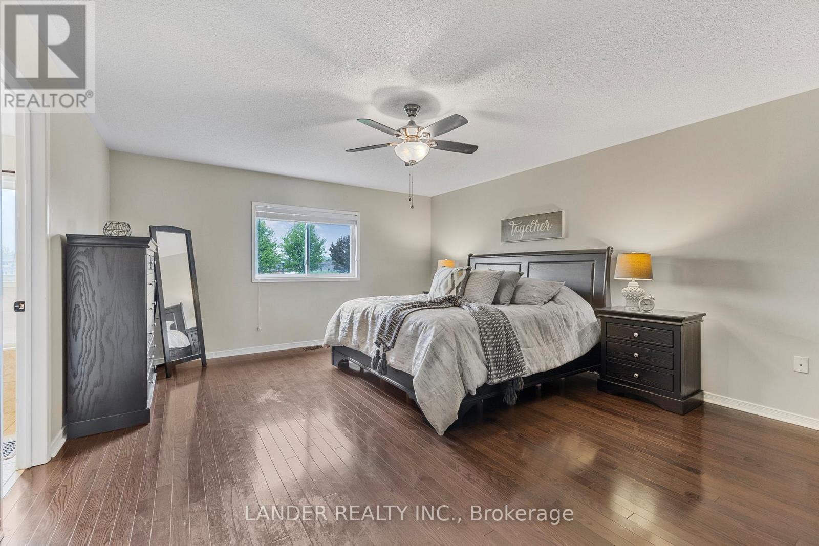 382 Rannie Road, Newmarket, Ontario  L3X 2N3 - Photo 25 - N12170245