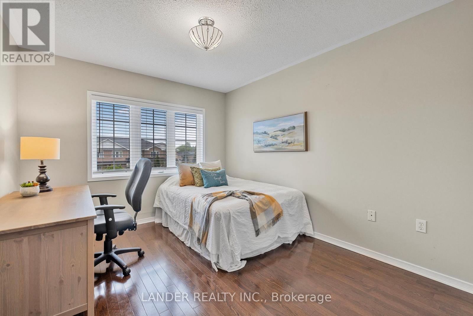 382 Rannie Road, Newmarket, Ontario  L3X 2N3 - Photo 31 - N12170245