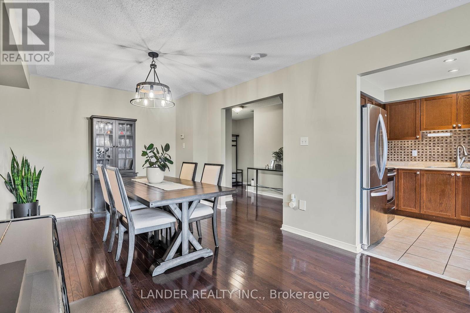382 Rannie Road, Newmarket, Ontario  L3X 2N3 - Photo 8 - N12170245
