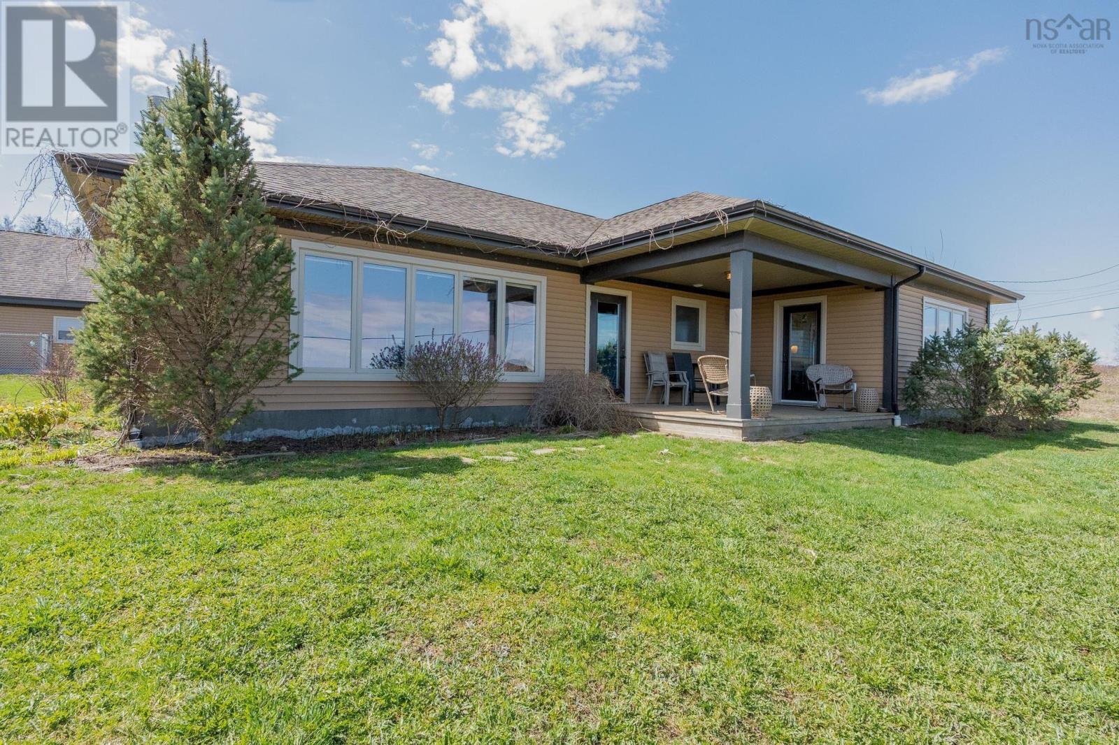 368 Hutchinson Road, Lockhartville, Nova Scotia  B0P 1P0 - Photo 5 - 202506037