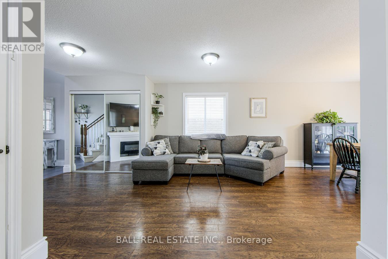 23 Glenhill Drive, Barrie, Ontario  L4N 5X6 - Photo 12 - S12170362