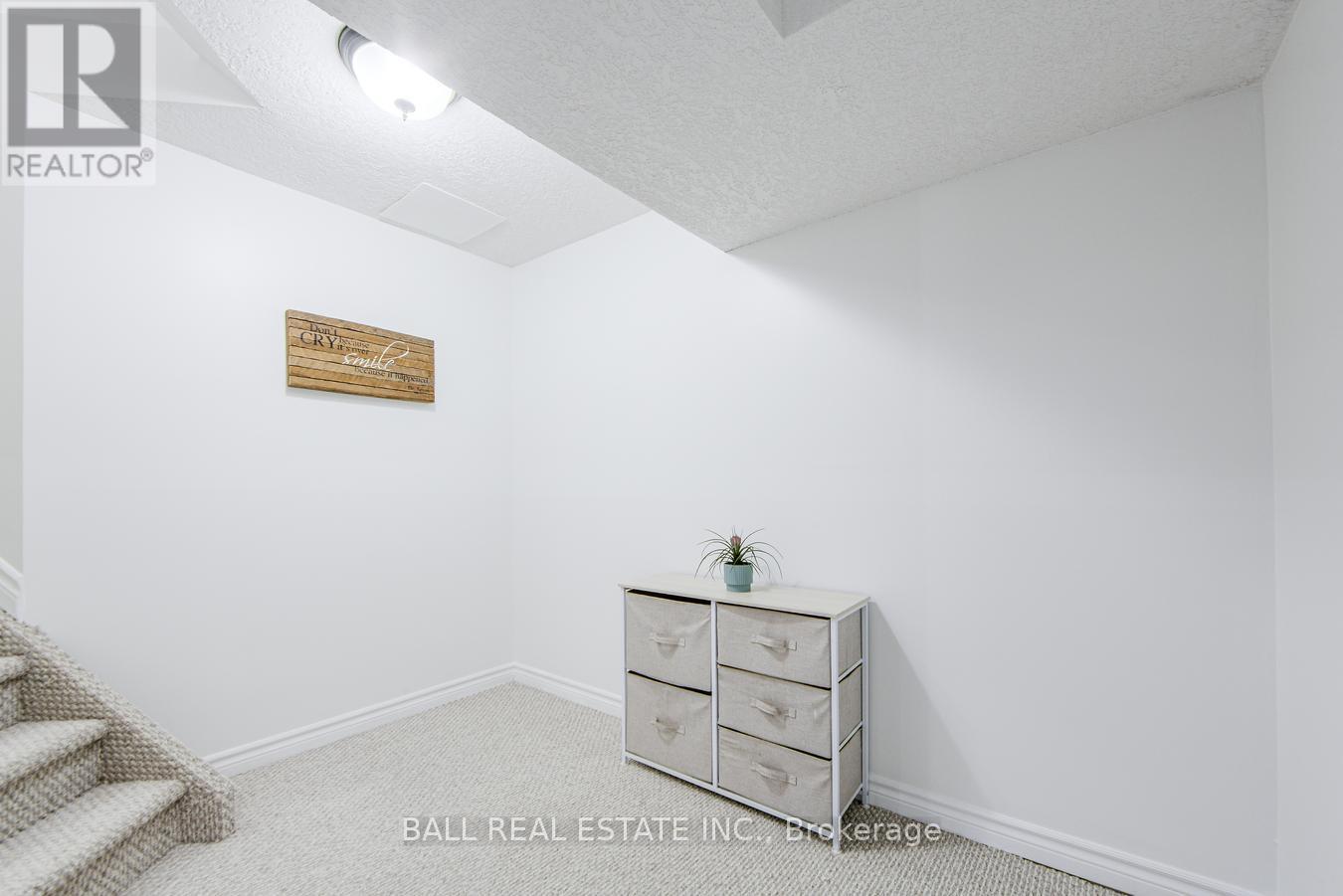 23 Glenhill Drive, Barrie, Ontario  L4N 5X6 - Photo 38 - S12170362