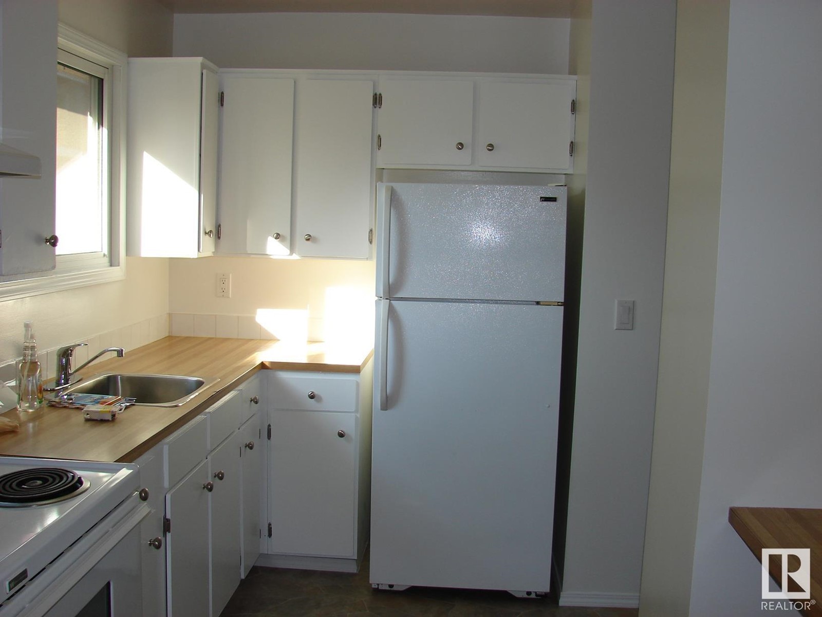 1769 Lakewood S Nw, Edmonton, Alberta  T6K 3B8 - Photo 31 - E4428752