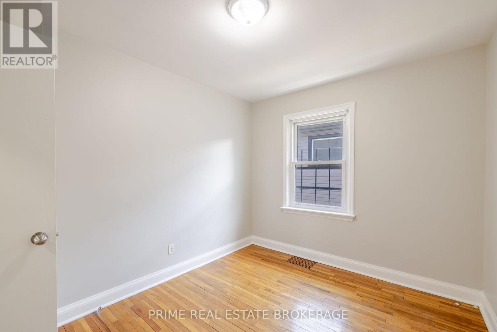 120 Linwood Street, London East (East C), Ontario  N5Y 1W4 - Photo 16 - X12170319
