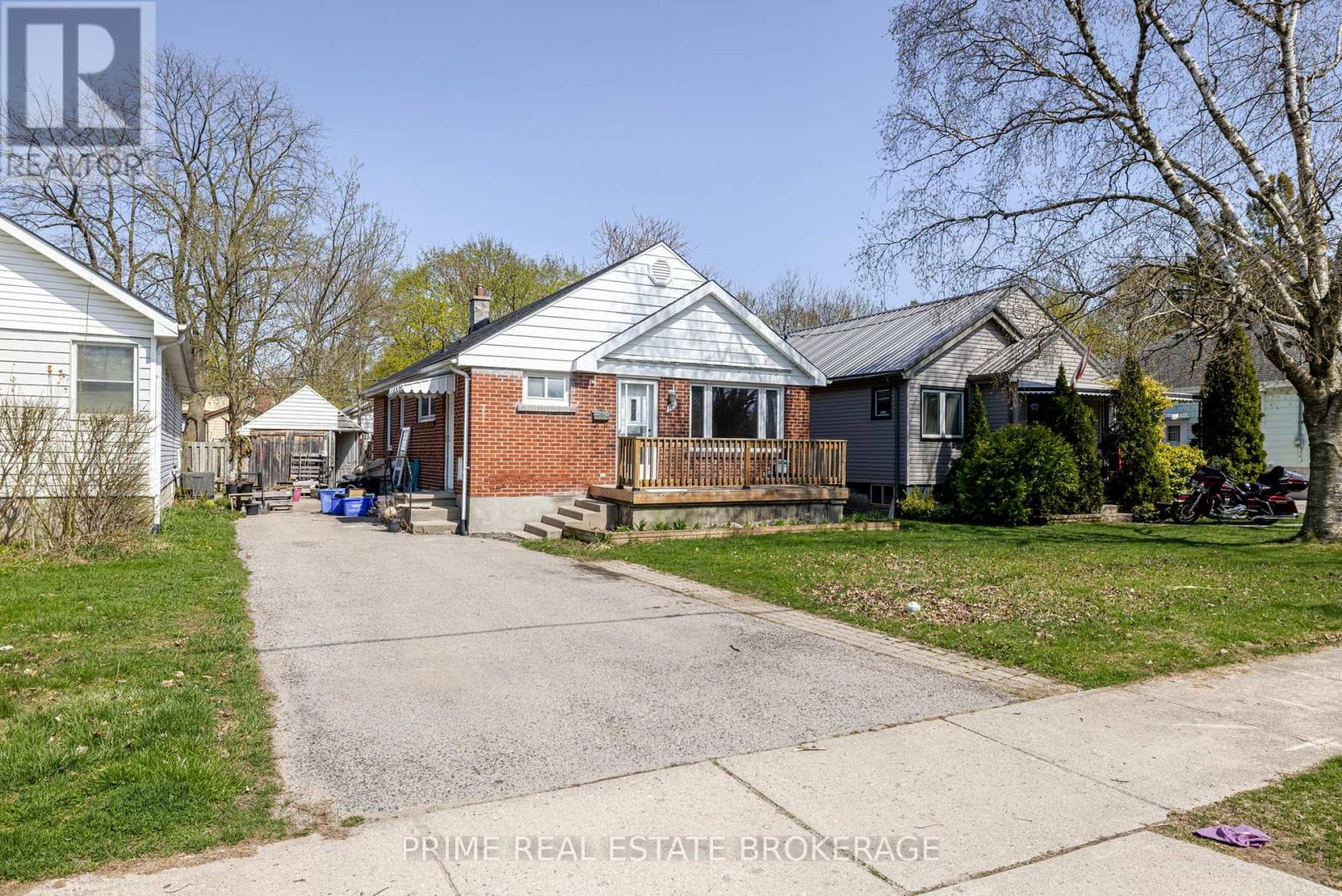 120 Linwood Street, London East (East C), Ontario  N5Y 1W4 - Photo 2 - X12170319