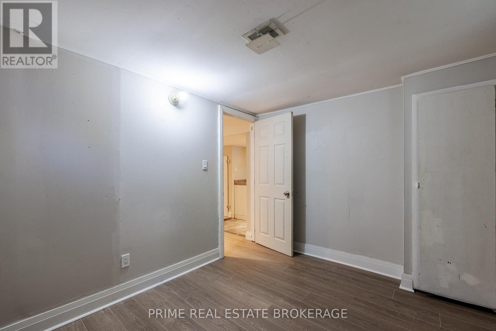120 Linwood Street, London East (East C), Ontario  N5Y 1W4 - Photo 29 - X12170319