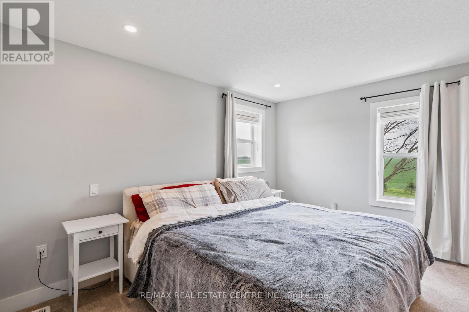 21575 Heritage Road, Thames Centre, Ontario  N0M 2P0 - Photo 19 - X12170418