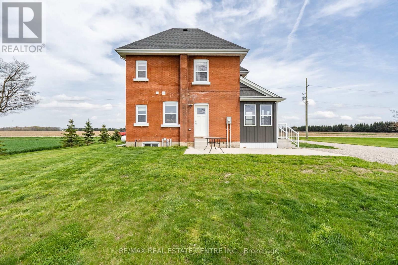 21575 Heritage Road, Thames Centre, Ontario  N0M 2P0 - Photo 35 - X12170418