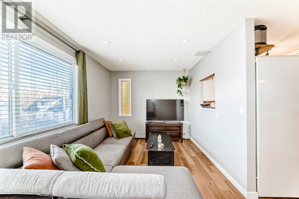 Property at 6, 714 5A Street NW image 1