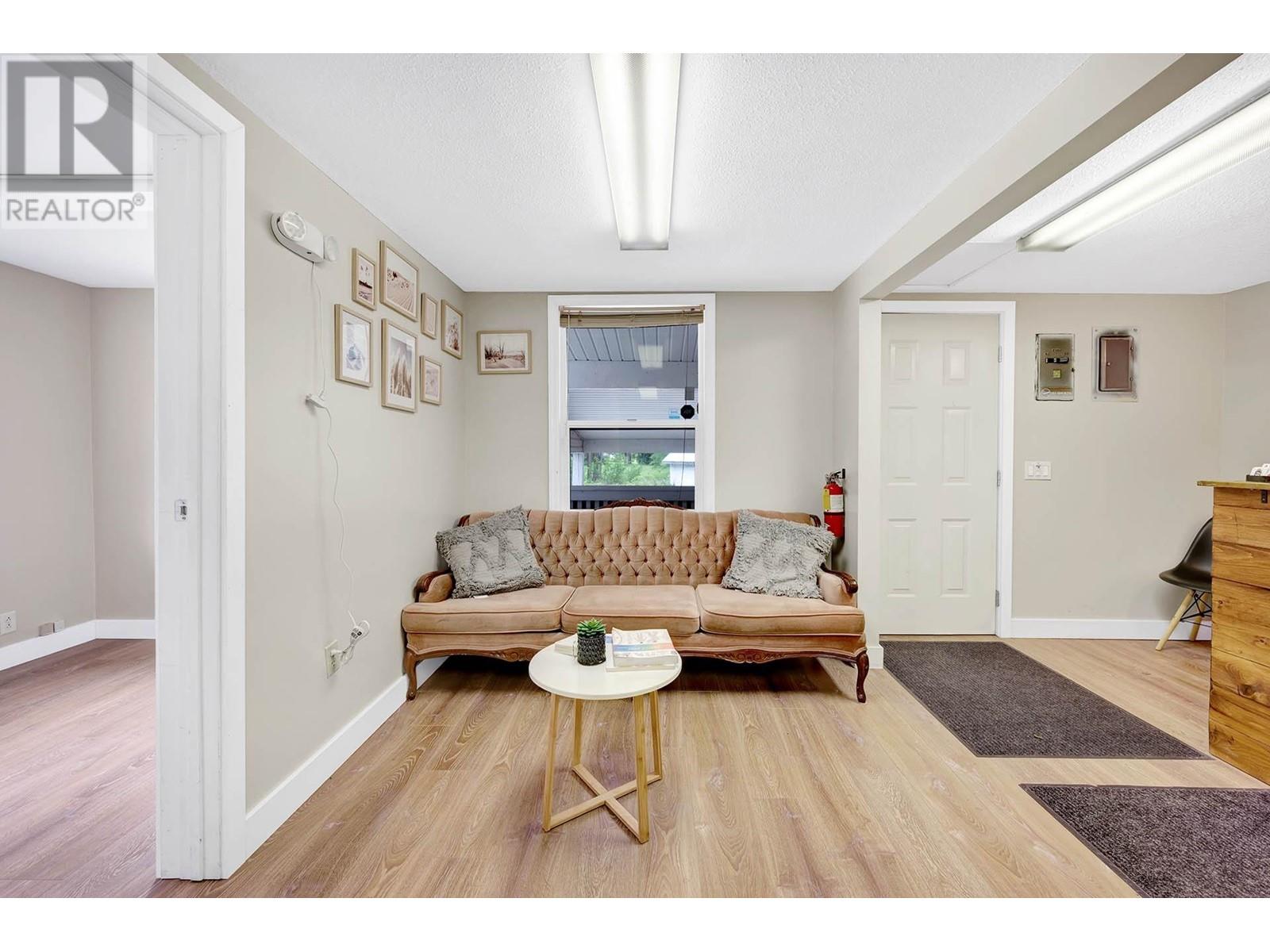 32e Old N Thompson  E Highway, Clearwater, British Columbia  V0E 1N2 - Photo 6 - 10349018