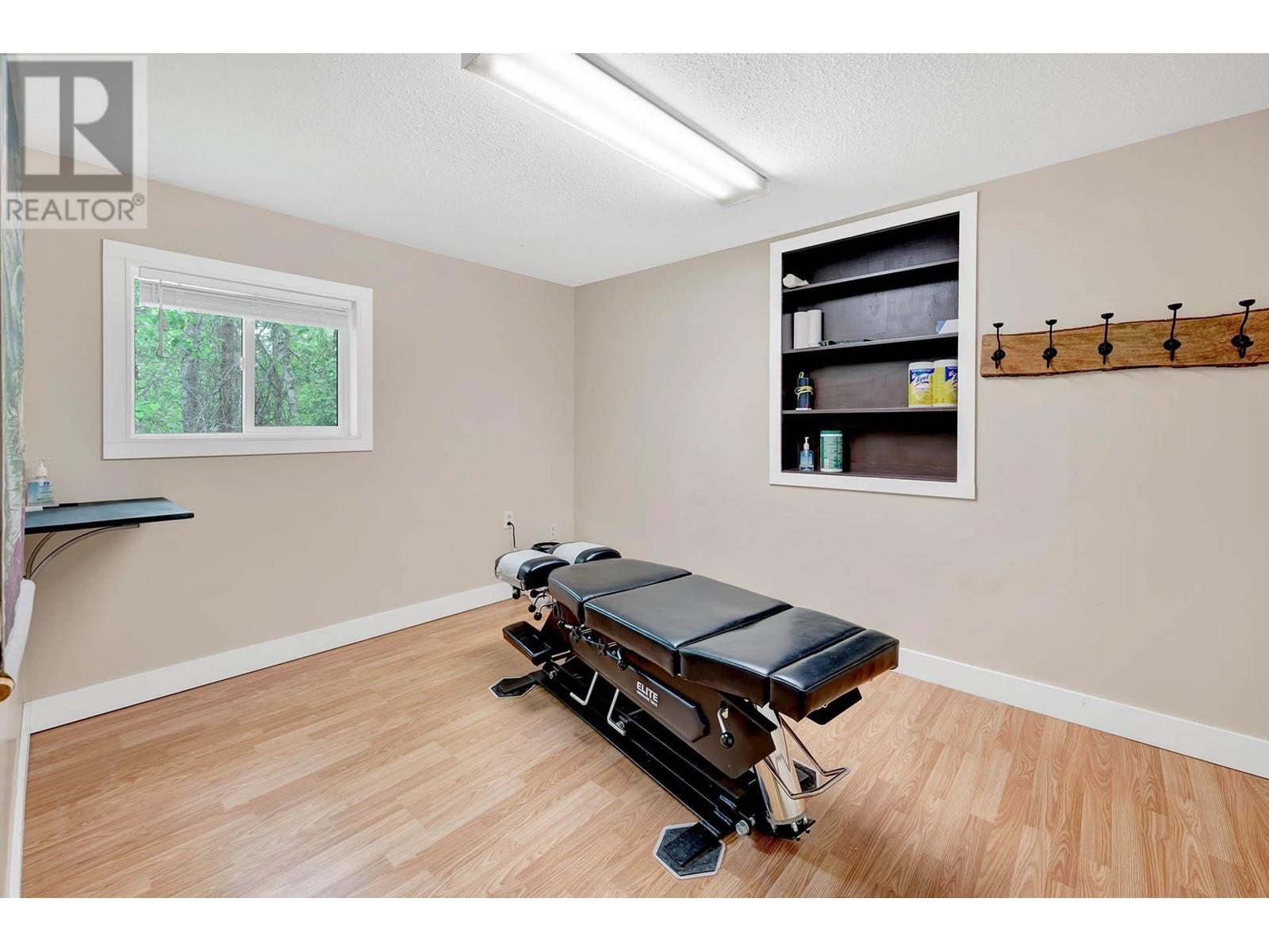32e Old N Thompson  E Highway, Clearwater, British Columbia  V0E 1N2 - Photo 11 - 10349018