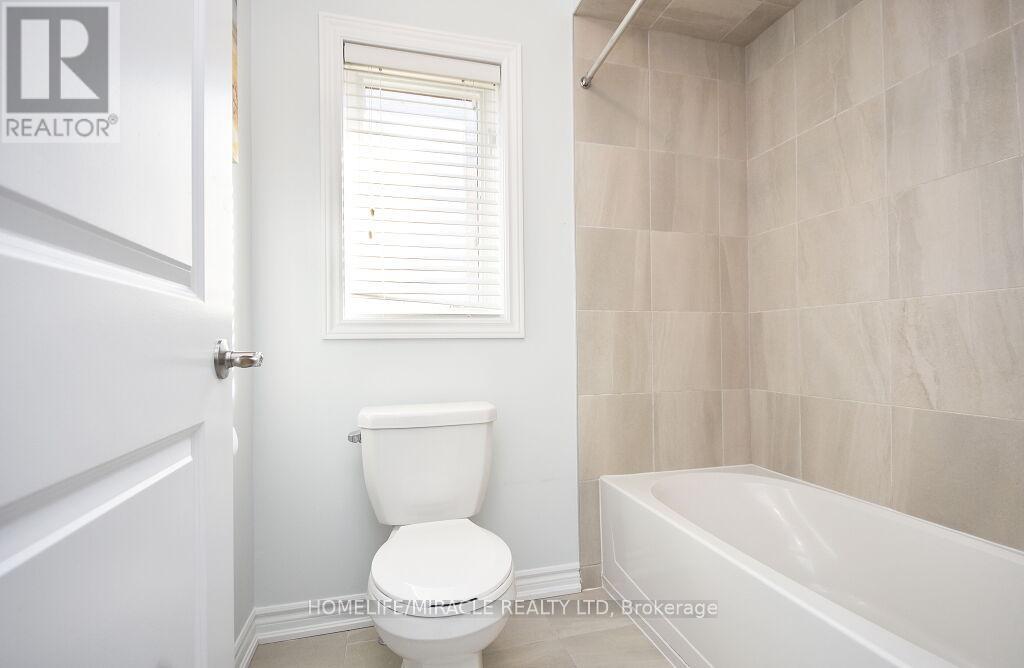 21 Magical Road, Brampton, Ontario  L7A 4P8 - Photo 19 - W11990813