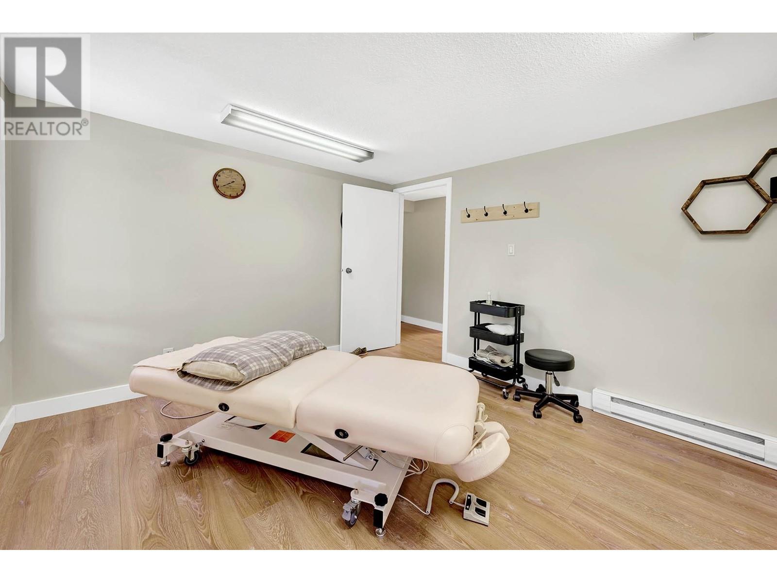 32e Old N Thompson  E Highway, Clearwater, British Columbia  V0E 1N2 - Photo 10 - 10349018