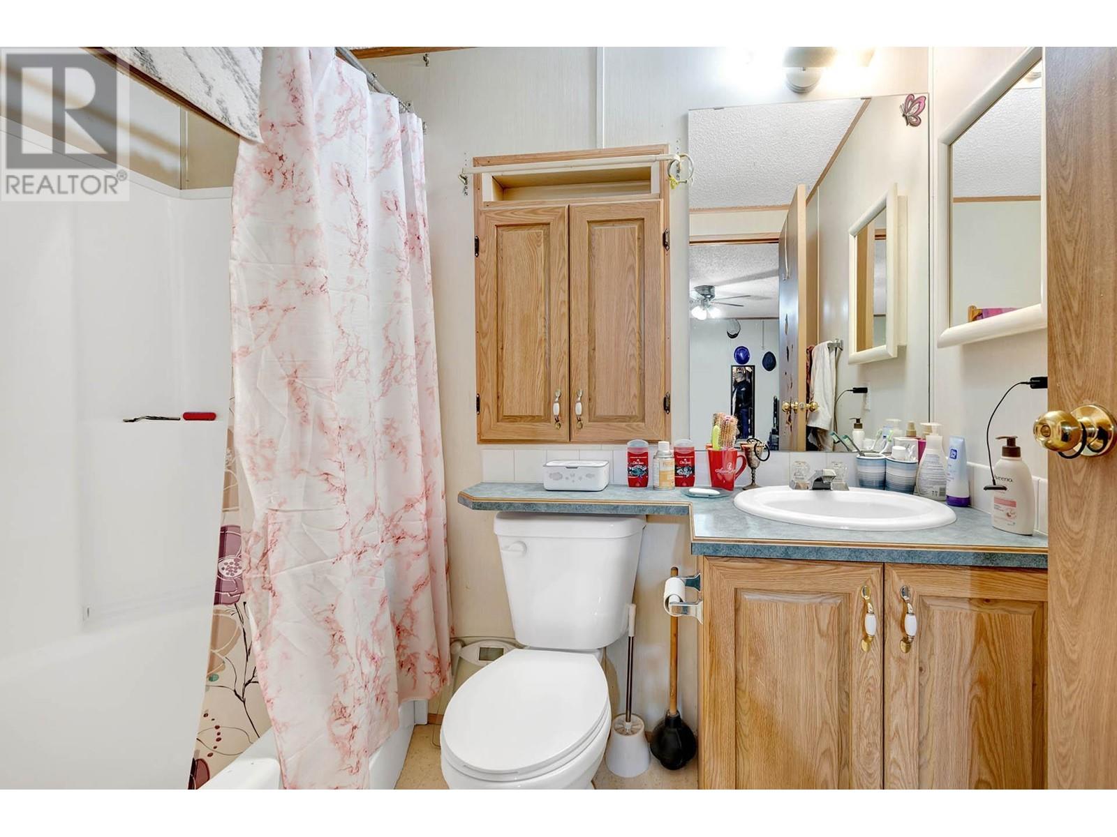 32e Old N Thompson  E Highway, Clearwater, British Columbia  V0E 1N2 - Photo 31 - 10349018