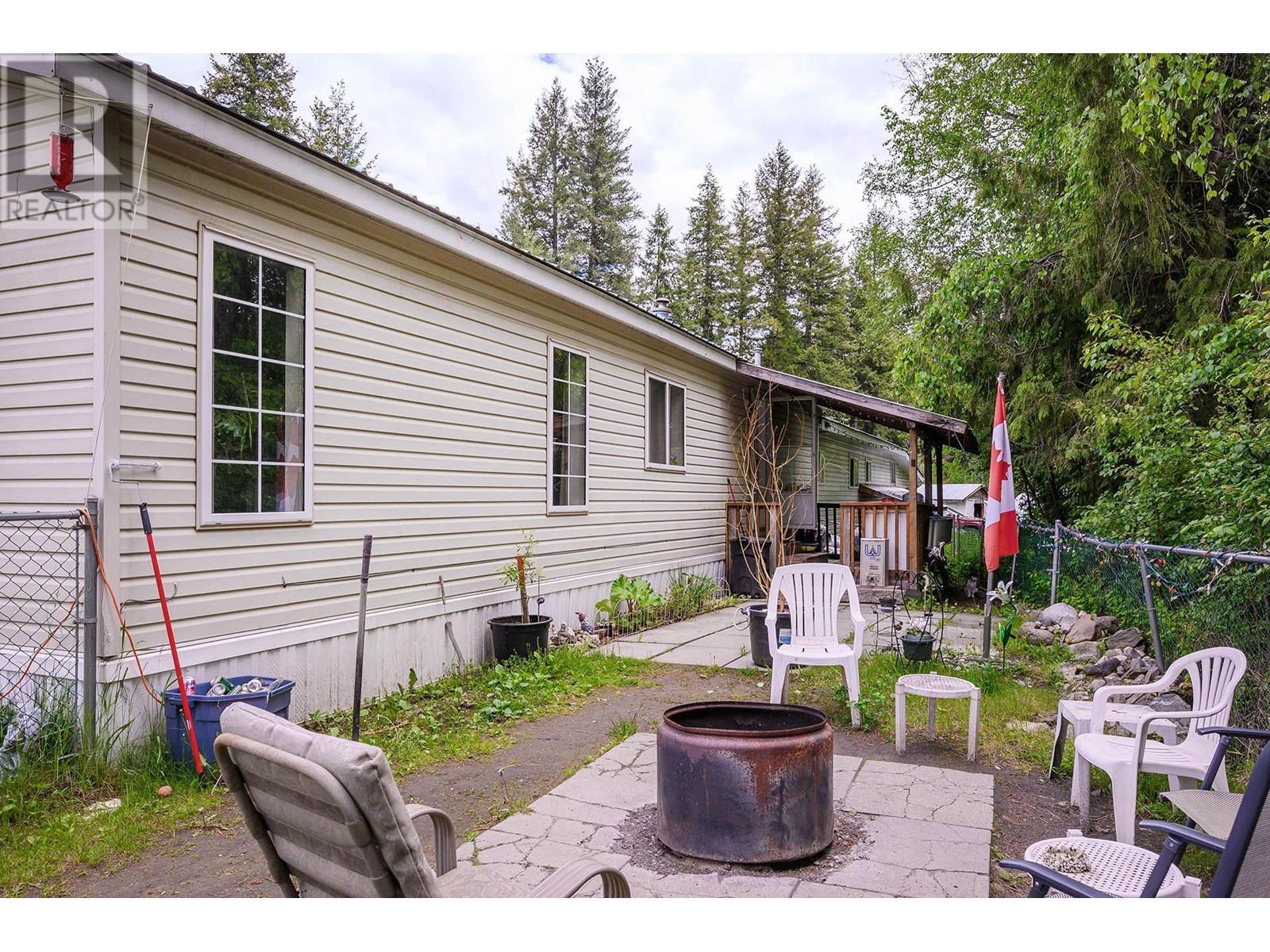 32e Old N Thompson  E Highway, Clearwater, British Columbia  V0E 1N2 - Photo 41 - 10349018