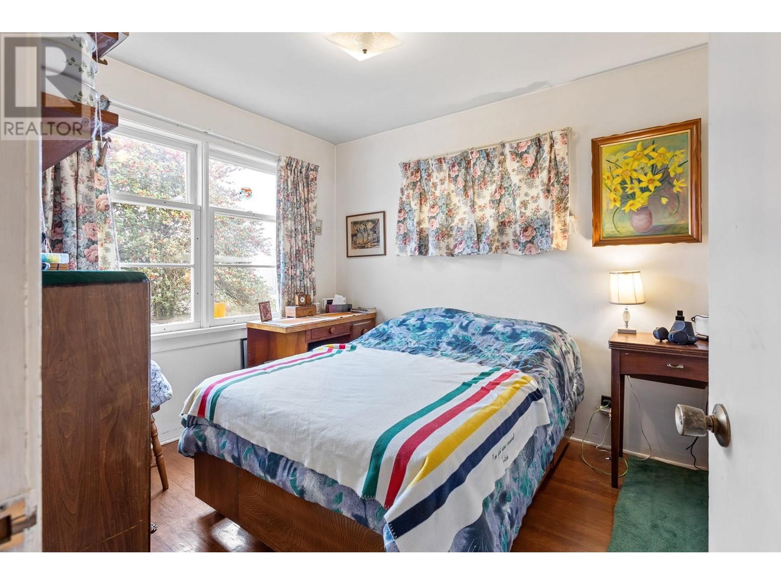 317 Holmes Street, New Westminster, British Columbia  V3L 4X6 - Photo 9 - R3005244
