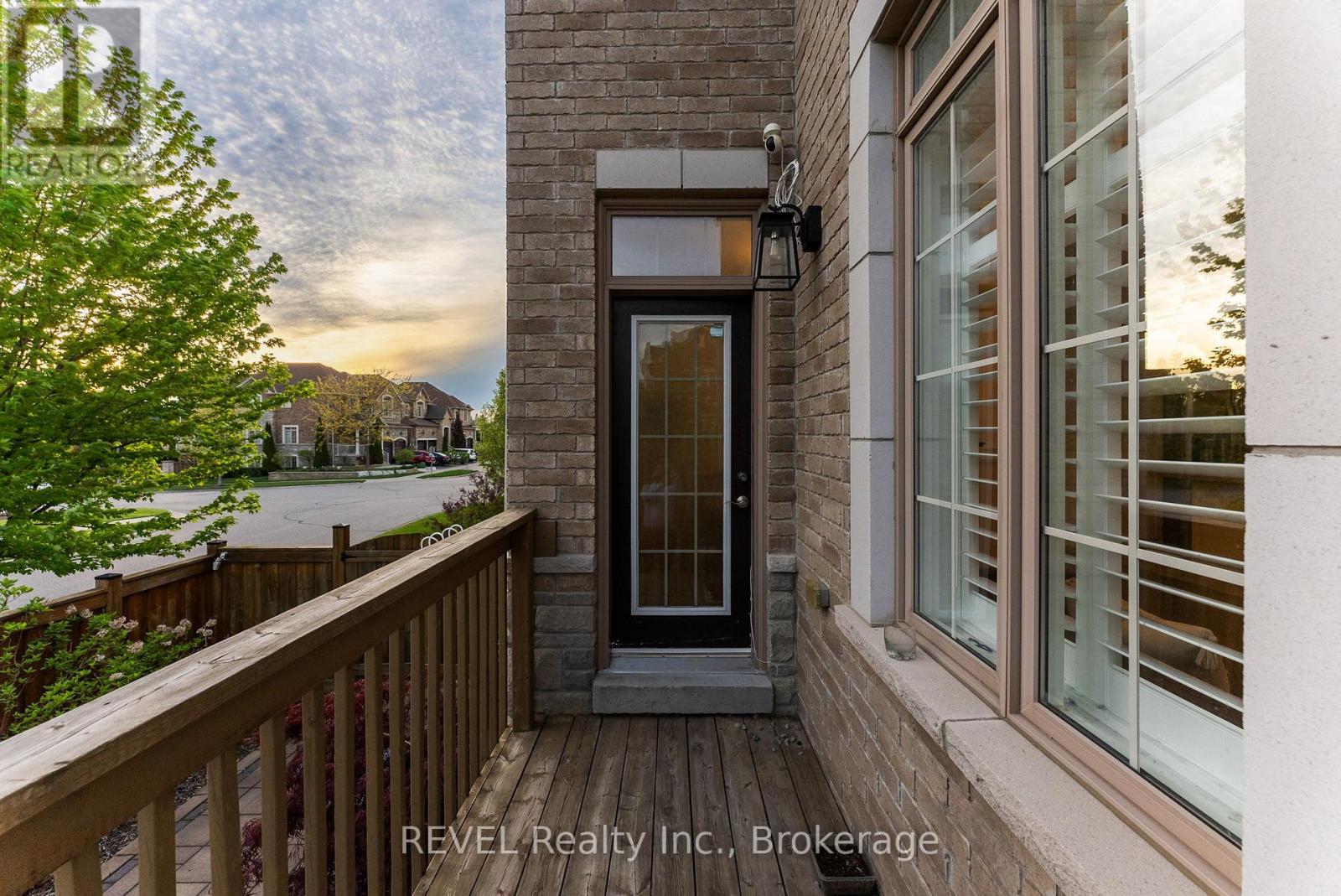15 Glengowan Street, Whitby, Ontario  L1R 2X2 - Photo 41 - E12170424
