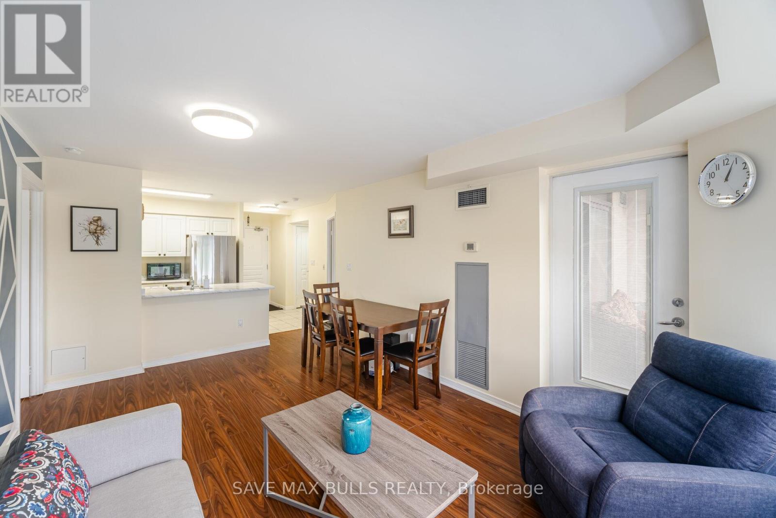 303 - 300 Ray Lawson Boulevard, Brampton, Ontario  L6Y 5H5 - Photo 10 - W12170254
